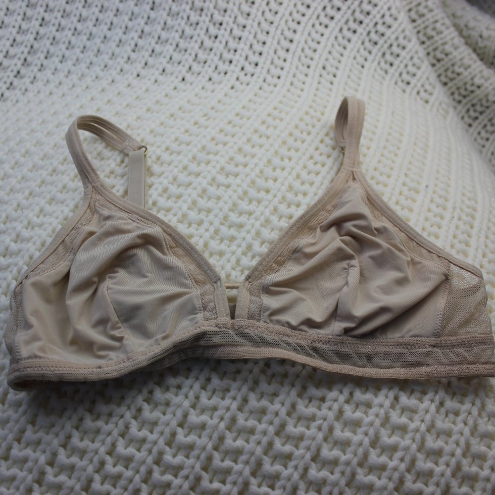 Lively Nude Light Coverage Netting Bra